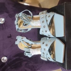 Sexy bluish string up heels